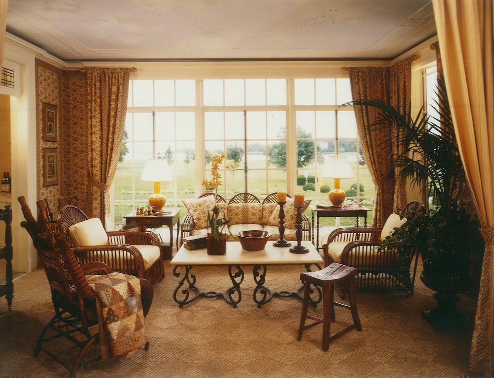 Hamptons interior house photo